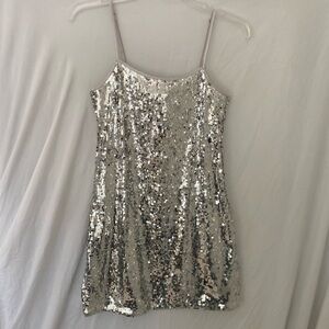 NWT H&M sequined silver  shift dress sz XS